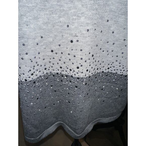 Women’s Alfred Dunner Gray Sequin Sweater. Size Medium - Picture 3 of 5